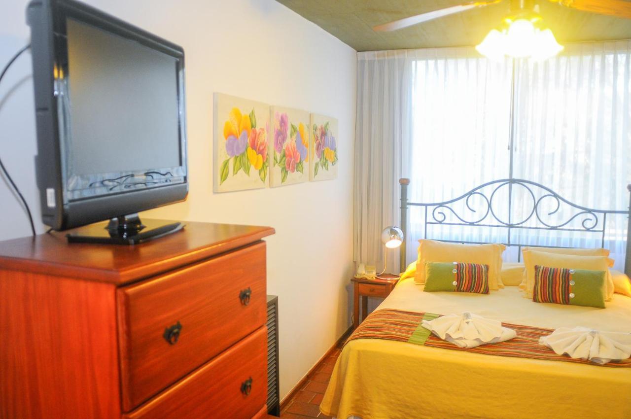 Hotel Costa Azul Cassaffousth Ngoại thất bức ảnh